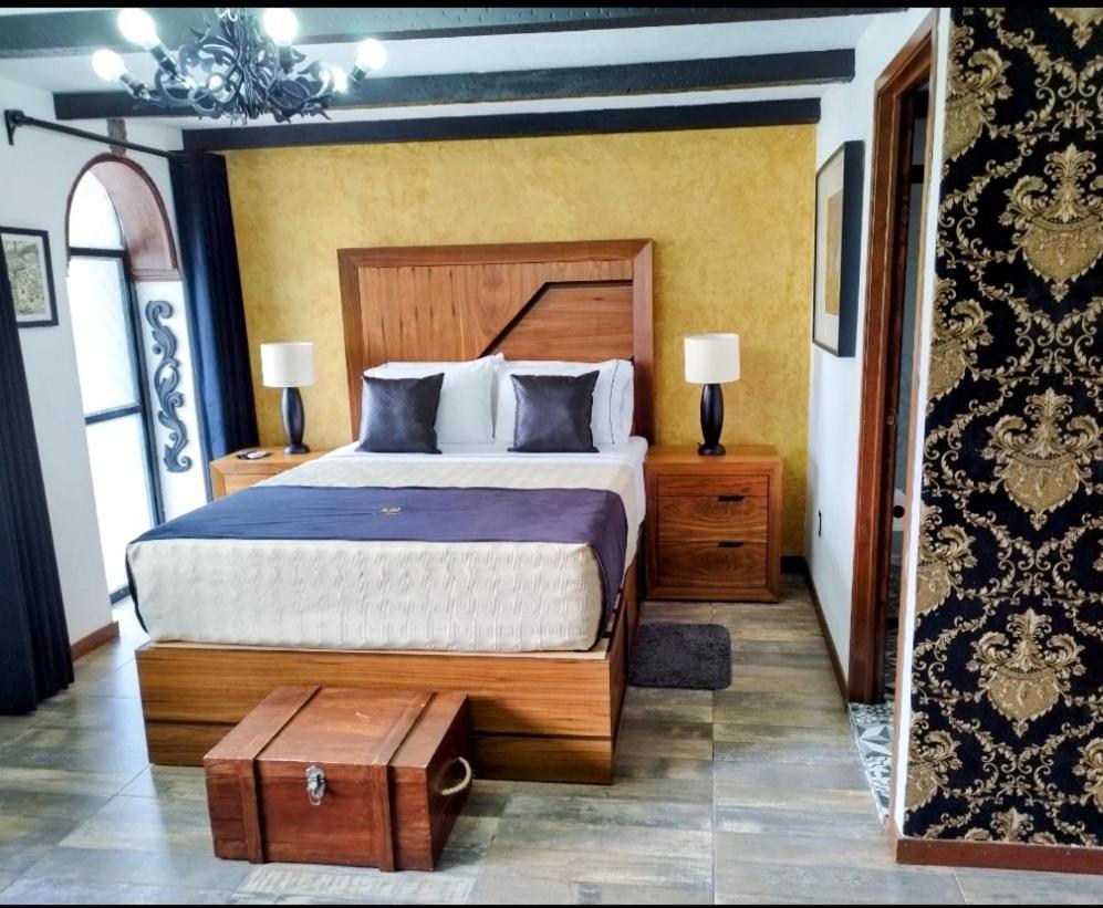 Hotel Boutique La Mansion גואדלחארה מראה חיצוני תמונה