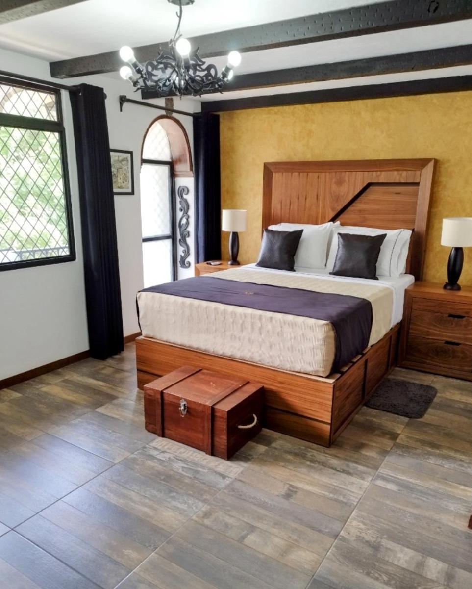 Hotel Boutique La Mansion גואדלחארה מראה חיצוני תמונה