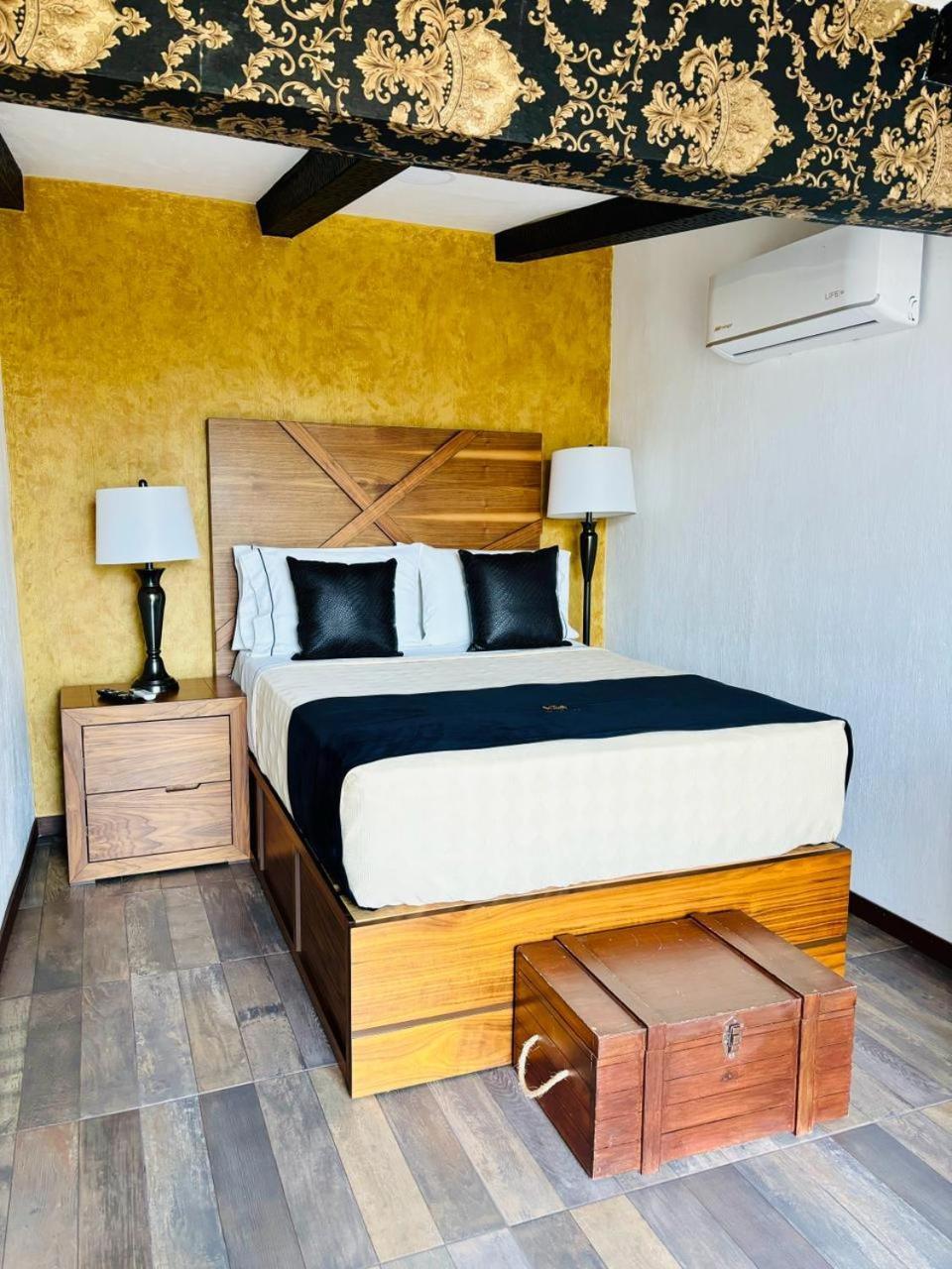 Hotel Boutique La Mansion גואדלחארה מראה חיצוני תמונה