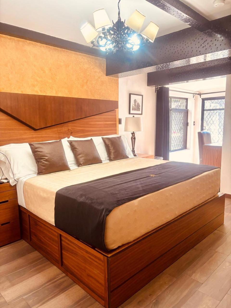 Hotel Boutique La Mansion גואדלחארה מראה חיצוני תמונה