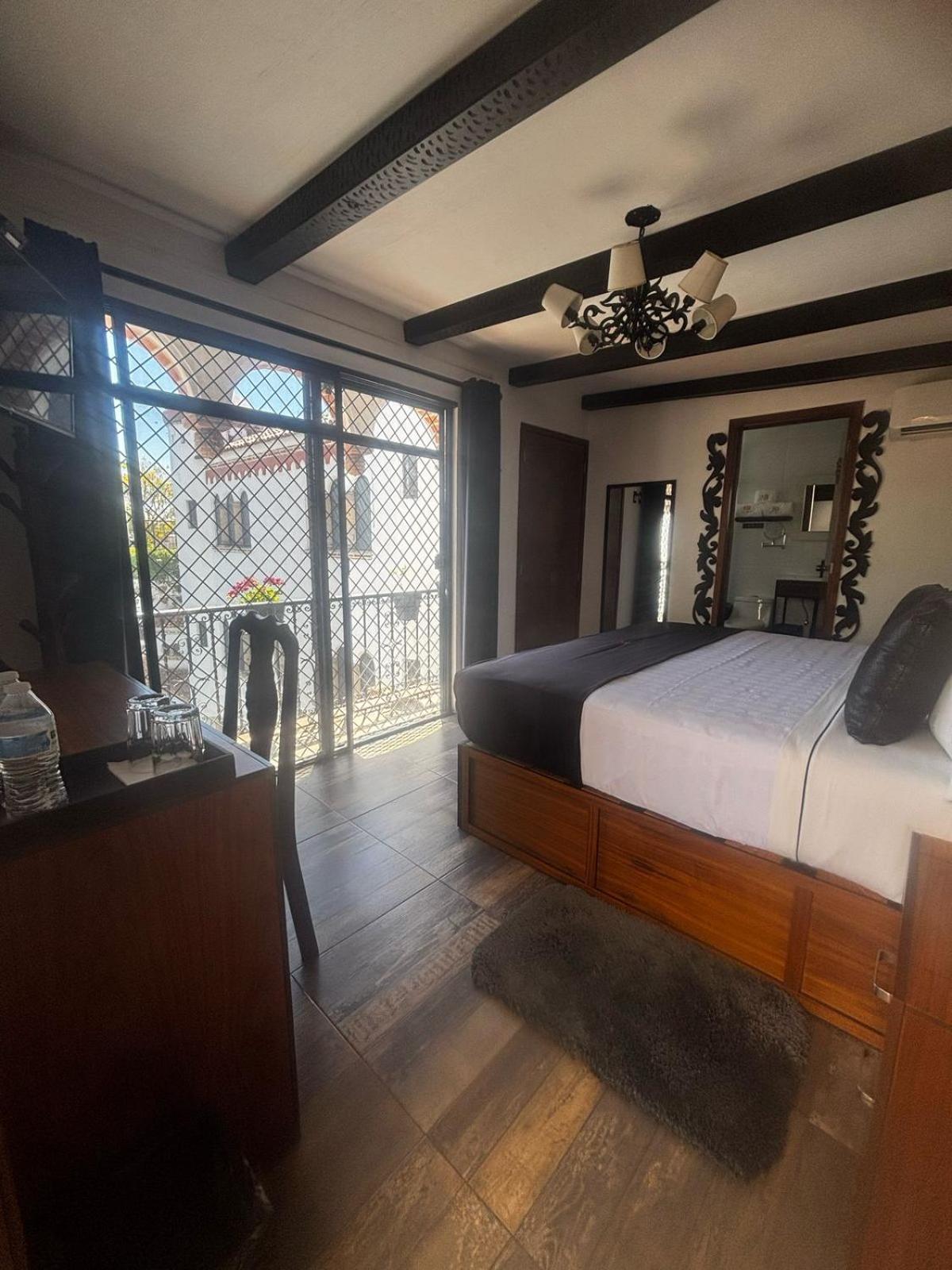 Hotel Boutique La Mansion גואדלחארה מראה חיצוני תמונה